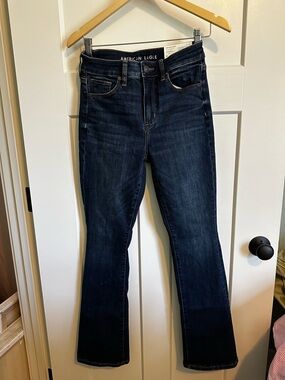 NWT American Eagle Outfitters High-Rise Skinny Kick Jeans